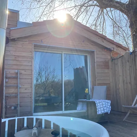 Gasthof La Petite Cabane, Escapade Romantique Maureville